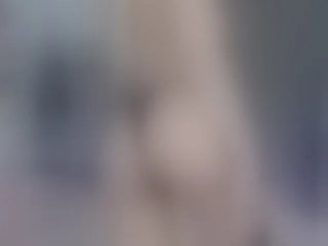Live sex webcam photo for Emyforu #293119533