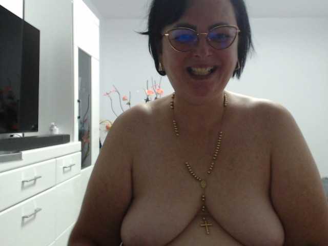 Live sex webcam photo for Emyllywhite #291716223