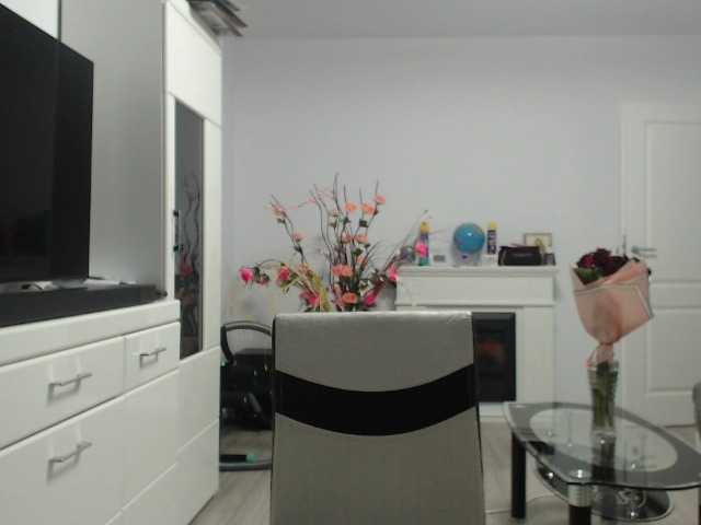 Live sex webcam photo for Emyllywhite #292196811