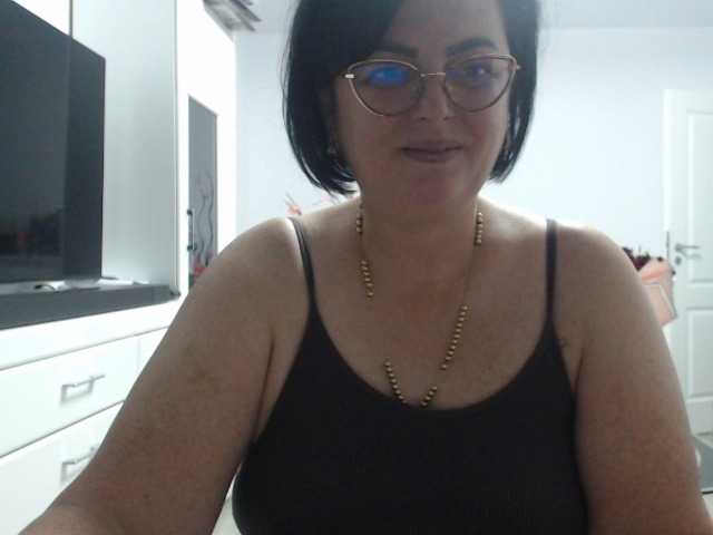 Live sex webcam photo for Emyllywhite #292202324