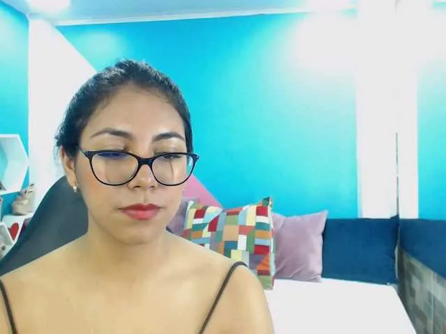 Live sex webcam photo for EmylyEvans #273842088