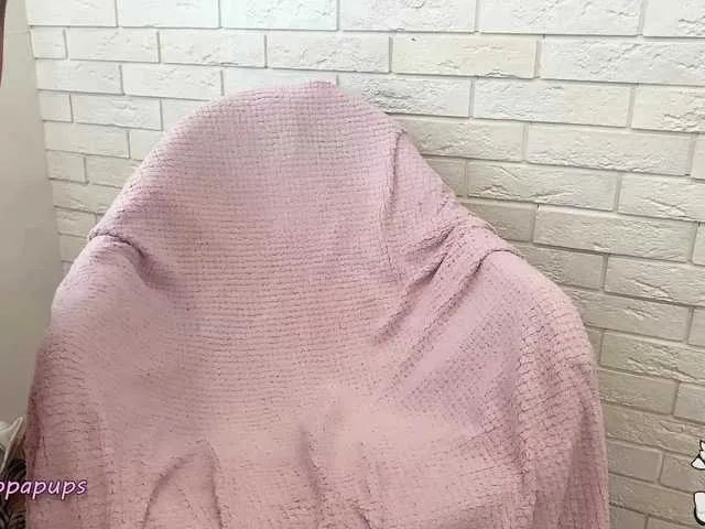 Live sex webcam photo for Ena101 #290957309