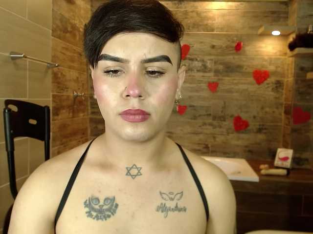 Live sex webcam photo for EnchantedSyd #276051543