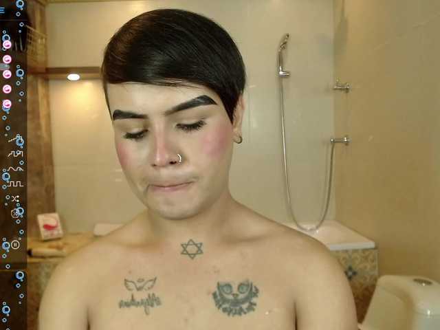 Live sex webcam photo for EnchantedSyd #276286319