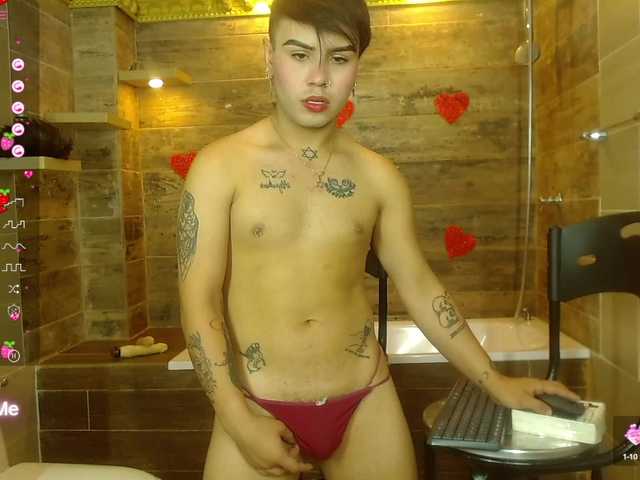 Live sex webcam photo for EnchantedSyd #277251127