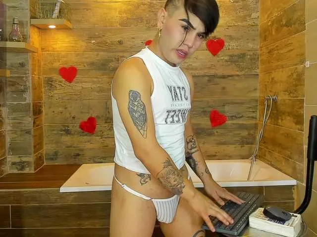 Live sex webcam photo for EnchantedSyd #289517080