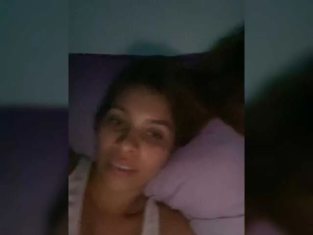 Live sex webcam photo for Enchanttress #275203349