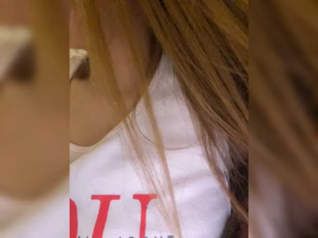 Live sex webcam photo for Enchanttress #275375244