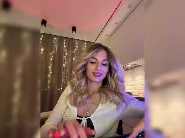 Live sex webcam photo for EnlivenLuv #290698223