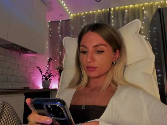 Live sex webcam photo for EnlivenLuv #291977797