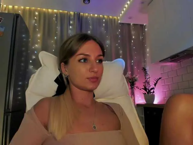 Live sex webcam photo for EnlivenLuv #291989458