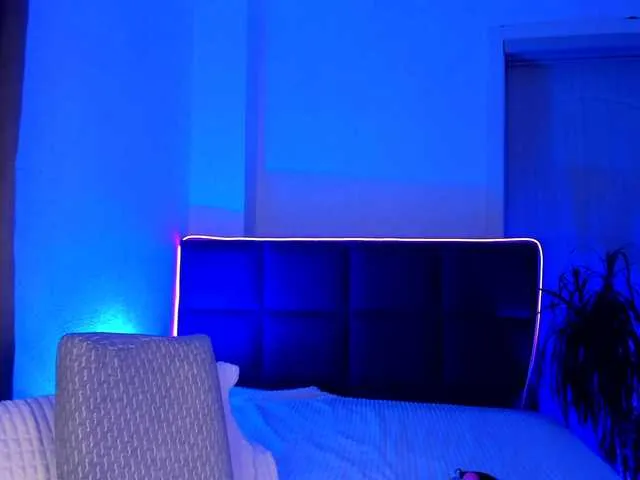 Live sex webcam photo for Enter-Me #289904316