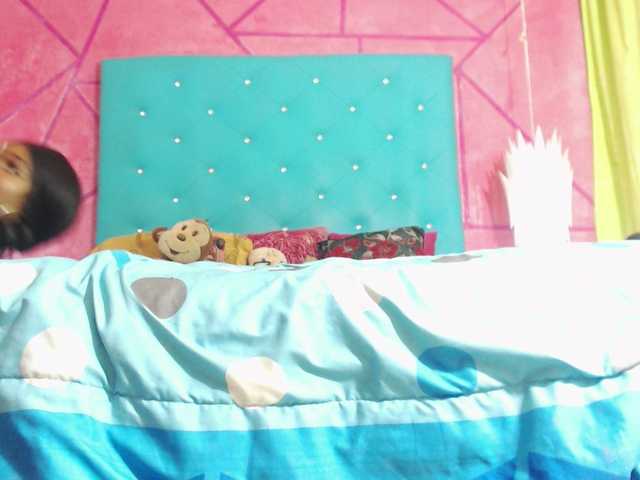 Live sex webcam photo for Enya23cm #273904458