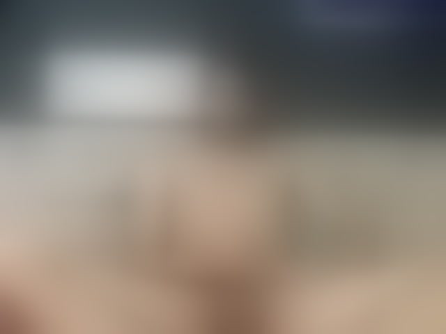 Live sex webcam photo for EnzoKnox #294075990