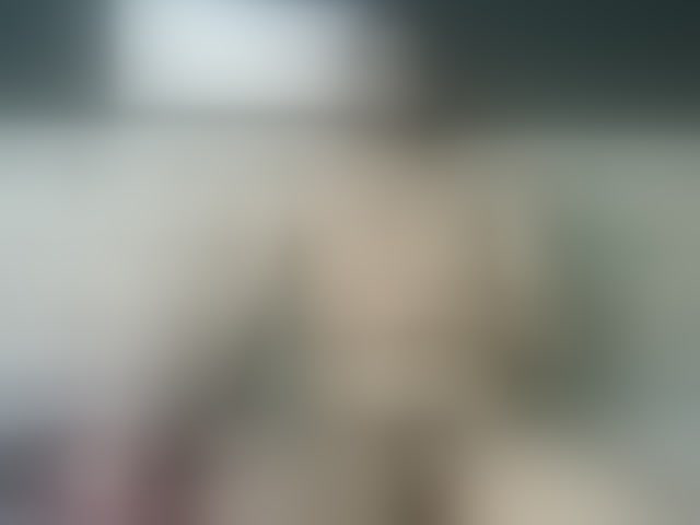 Live sex webcam photo for EnzoKnox #294137508