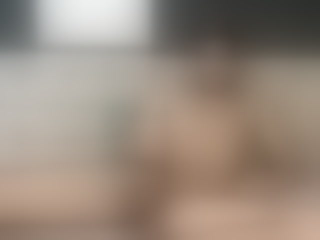 Live sex webcam photo for EnzoKnox #294178000