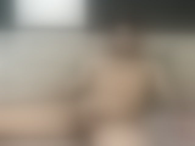 Live sex webcam photo for EnzoKnox #294189316
