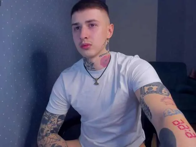 Live sex webcam photo for EricHolidays #290609352