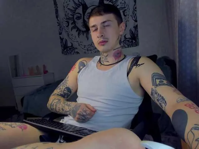 Live sex webcam photo for EricHolidays #290856050