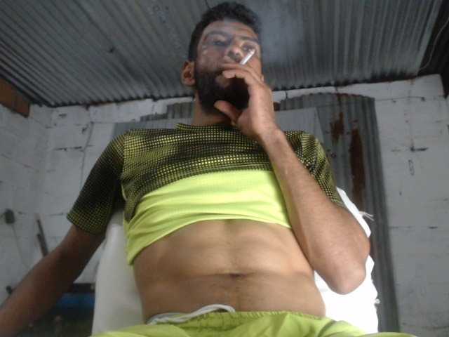 Live sex webcam photo for ErickBetlan #275549885