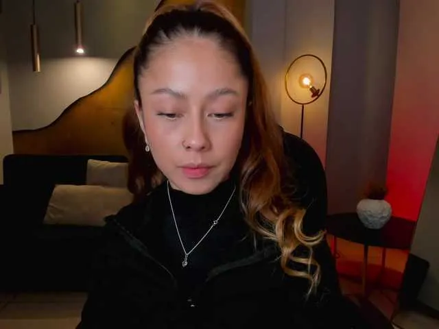 Live sex webcam photo for ErikaBenz #290458589