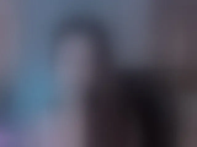 Live sex webcam photo for ErikaBenz #292479726