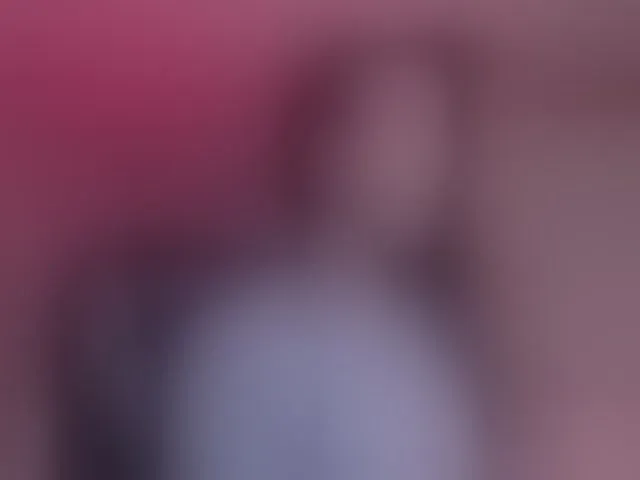 Live sex webcam photo for ErikaBenz #293153923