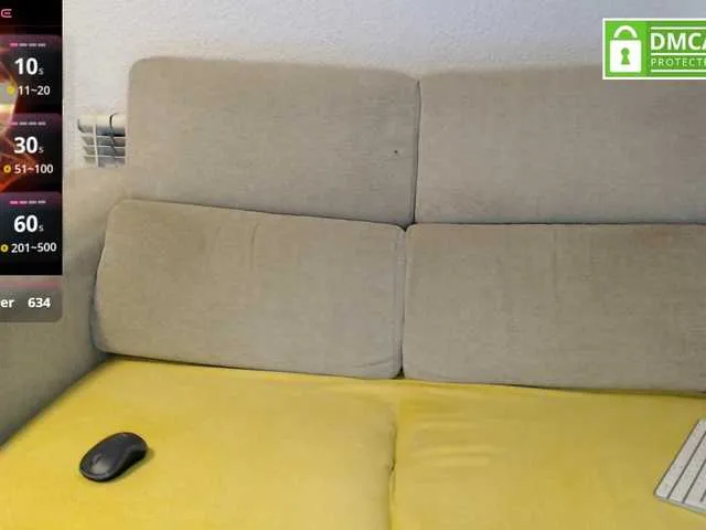 Live sex webcam photo for ErikaBird #290873468