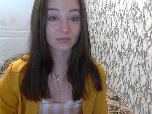 Live sex webcam photo for ErikaCharm #276024301