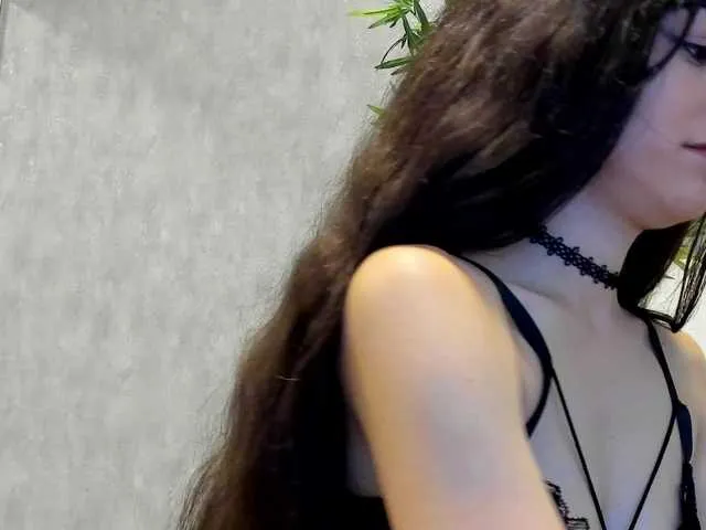 Live sex webcam photo for ErikaRosse #291136779