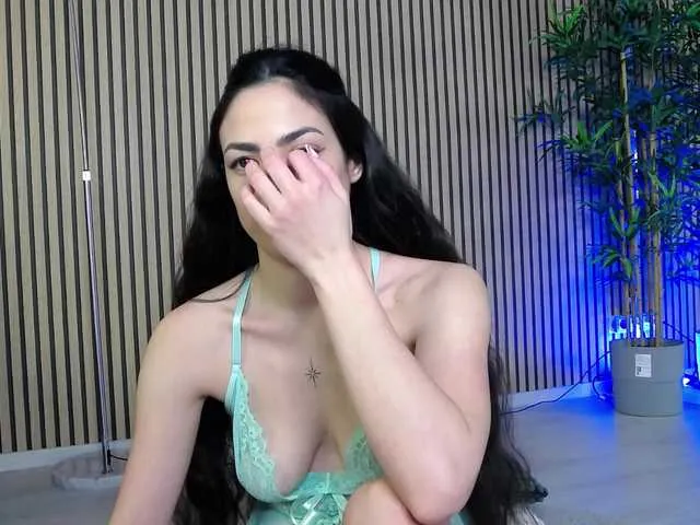Live sex webcam photo for ErikaRosse #292814649
