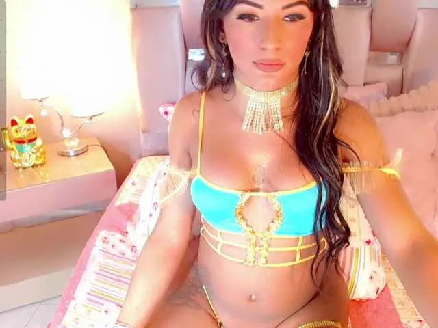 Live sex webcam photo for Erikaandreolli1 #277570758