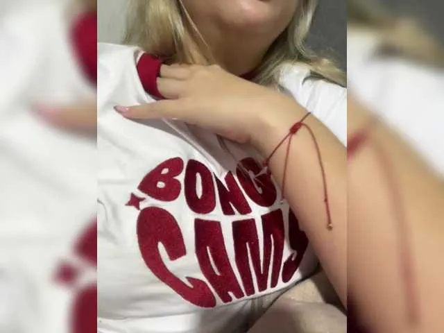 Live sex webcam photo for Erin- #293137443