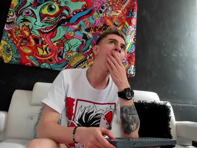 Live sex webcam photo for ErosMiller #273496726