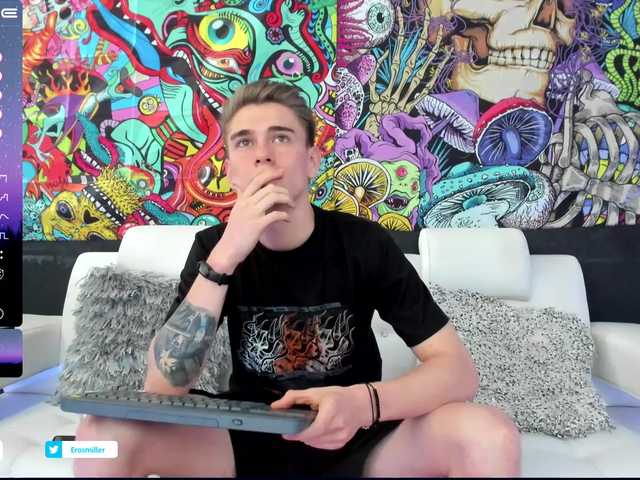 Live sex webcam photo for ErosMiller #273815596