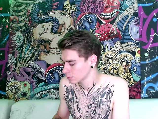Live sex webcam photo for ErosMiller #276162393