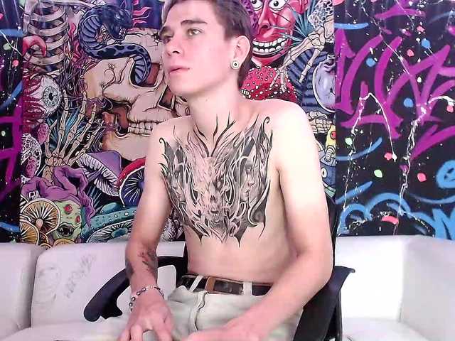 Live sex webcam photo for ErosMiller #276170816