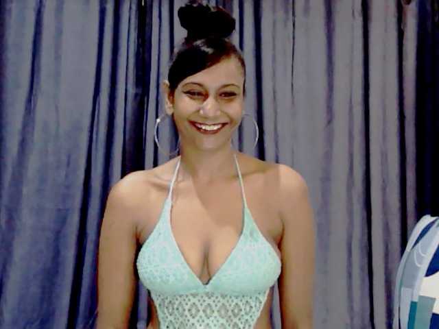 Live sex webcam photo for ErroticStarr #277015562