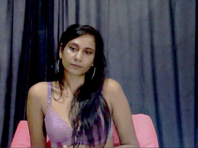 Live sex webcam photo for ErroticStarr #277769728