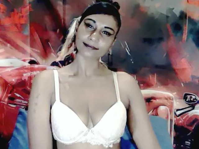 Live sex webcam photo for ErroticStarr #290233843