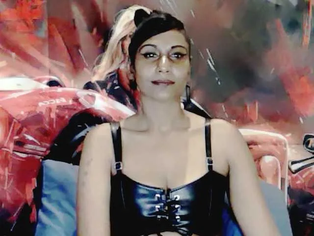 Live sex webcam photo for ErroticStarr #290291674