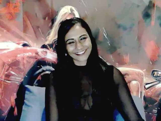 Live sex webcam photo for ErroticStarr #290457168