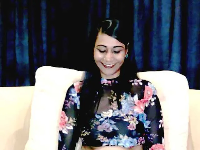 Live sex webcam photo for ErroticStarr #290866620