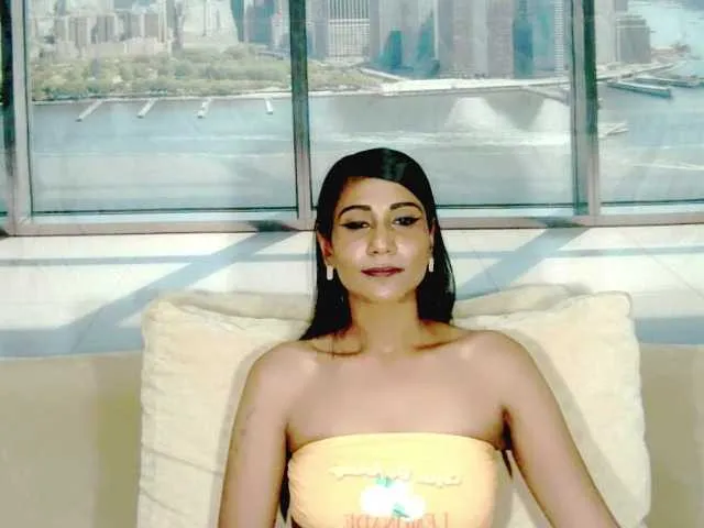 Live sex webcam photo for ErroticStarr #292416925