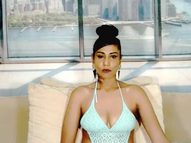 Live sex webcam photo for ErroticStarr #292430344