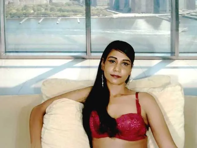 Live sex webcam photo for ErroticStarr #292595556