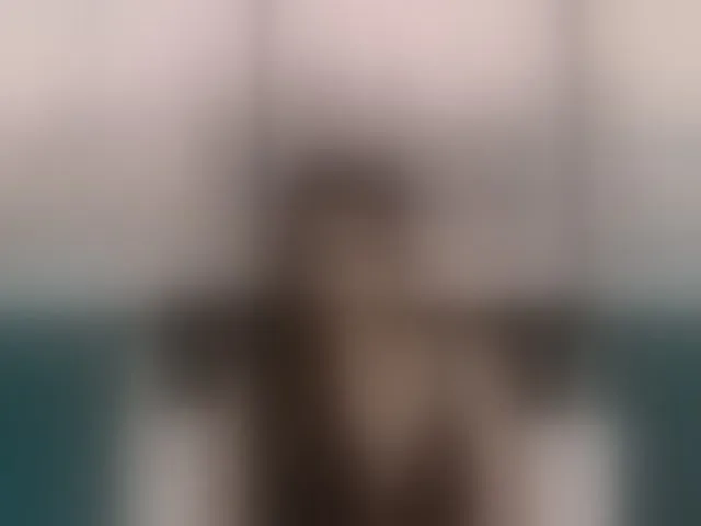 Live sex webcam photo for ErroticStarr #293315537
