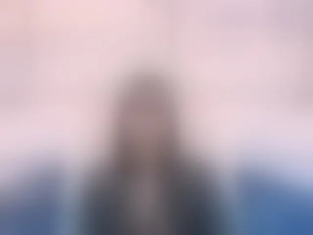 Live sex webcam photo for ErroticStarr #294235924