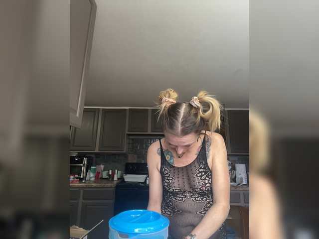 Live sex webcam photo for Esagee #271854940