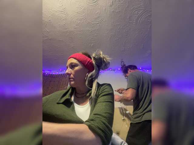 Live sex webcam photo for Esagee #271915040